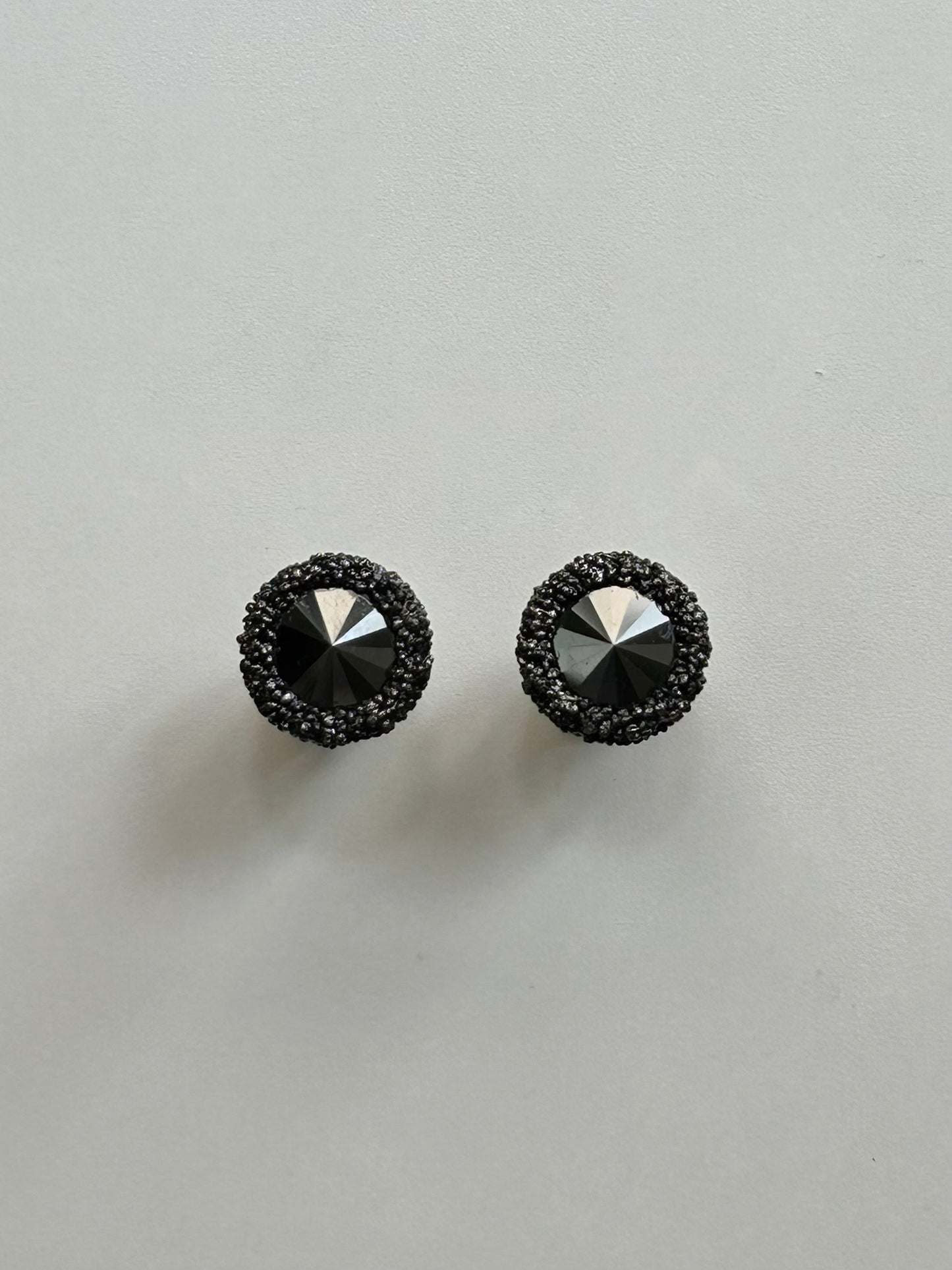 PENDIENTES ESPORA BLACK SENCILLO